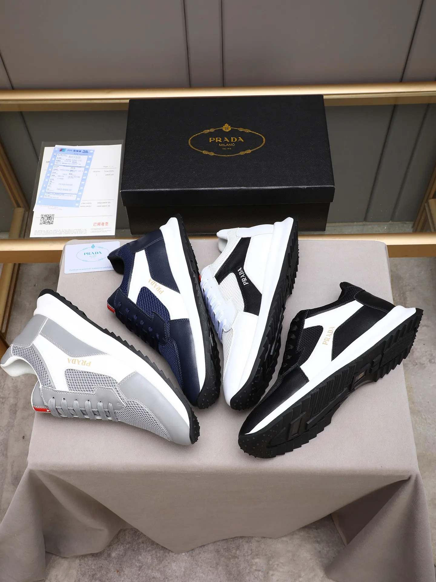 Men's shoes 💰460 Prada/Prada's new men's casual sports shoes, low-top lace-up sports shoes, fashionable and generous style, made of first-layer cowhide stitching and breathable mesh, soft, comfortable and breathable, tongue letter LOGO, finely crafted details, lightweight foam sole, fashionable and versatile! Size: 38-44 (45 customized)